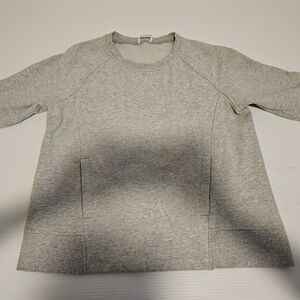 Lululemon "back to it" crew‎ sweater size 8